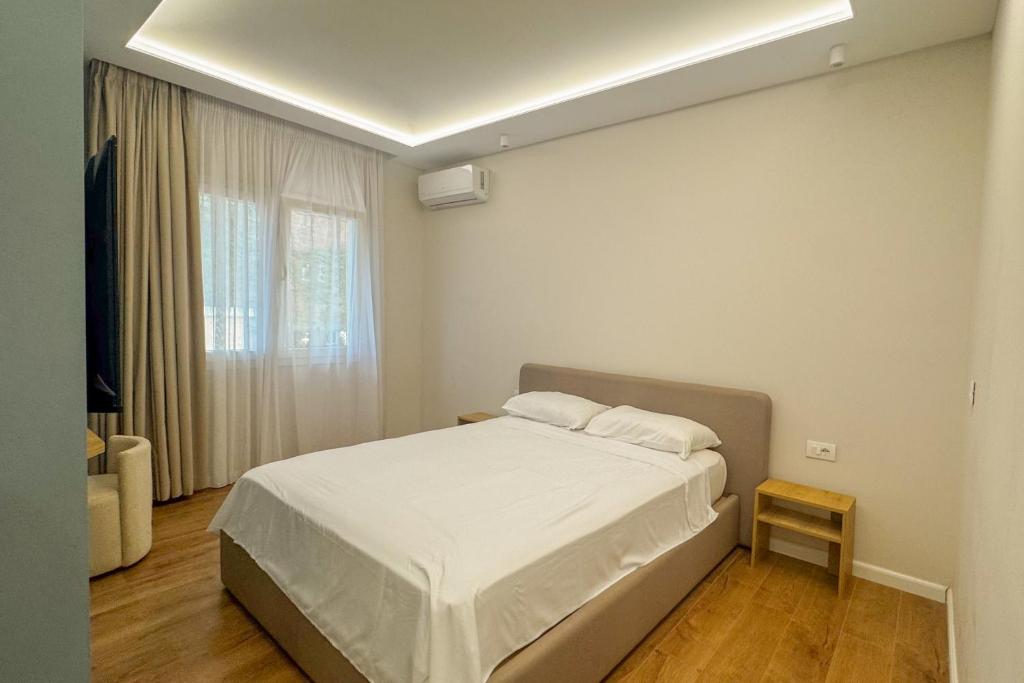 Zena Hotel Rooms