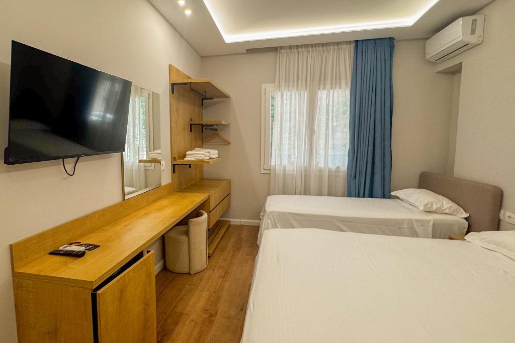 Zena Hotel Rooms